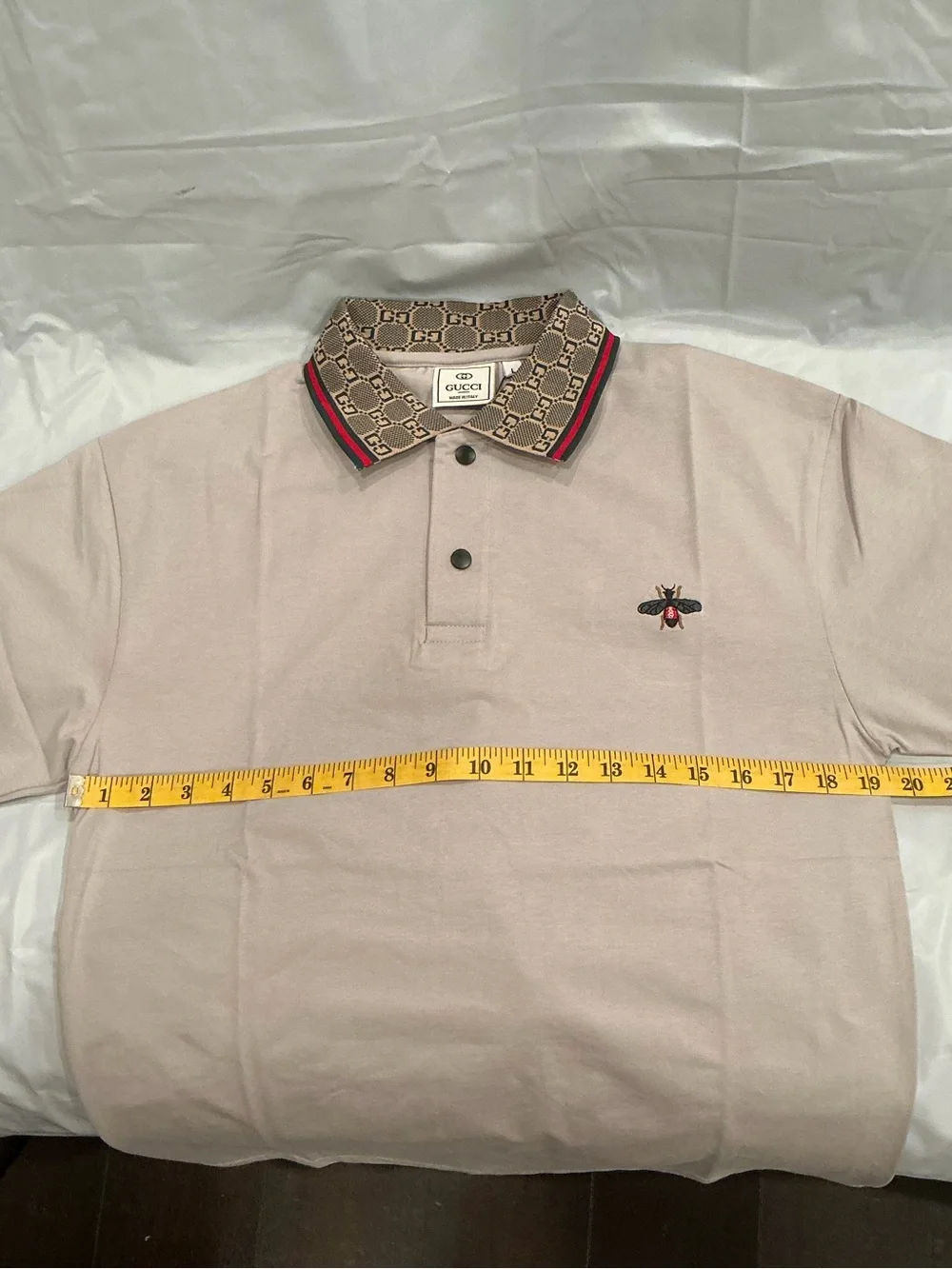 Gucci Men's Polo Shirt in Light Gray with Red and Green Trim